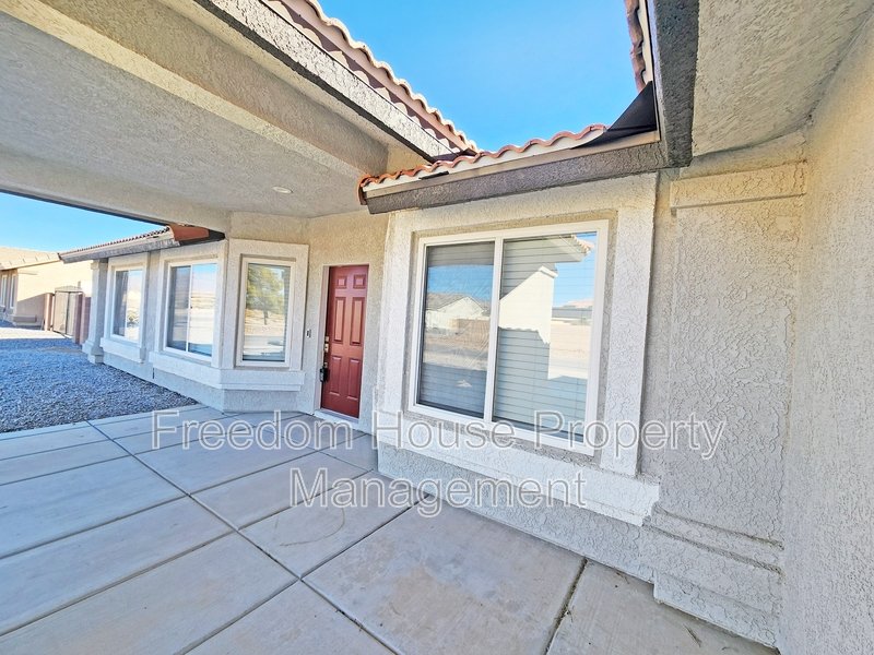 4591 Stoneham Street property image