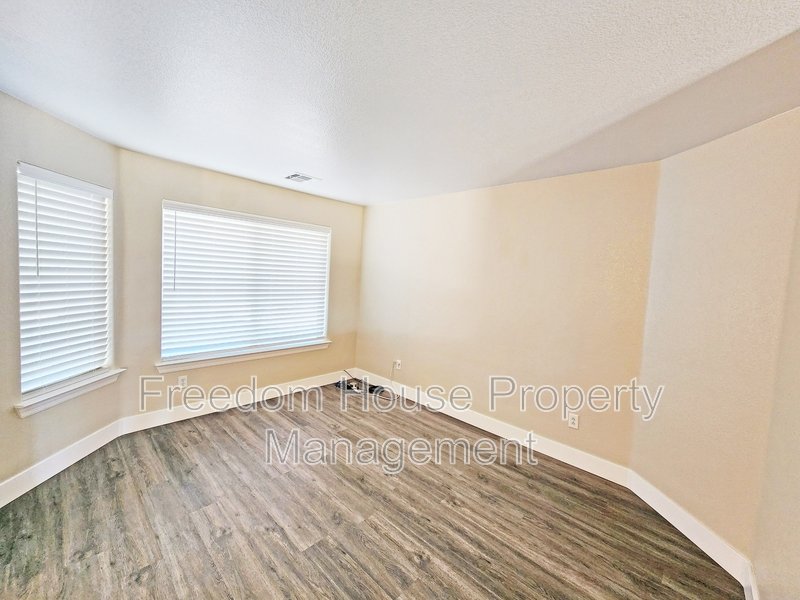 4591 Stoneham Street property image