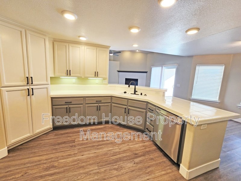 4591 Stoneham Street property image