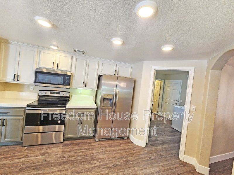 4591 Stoneham Street property image