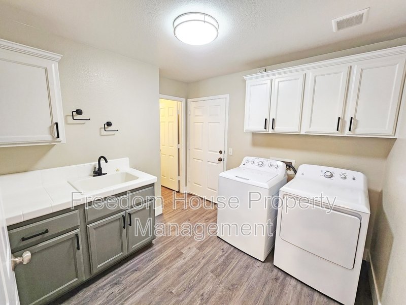 4591 Stoneham Street property image