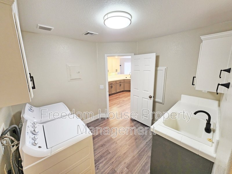4591 Stoneham Street property image