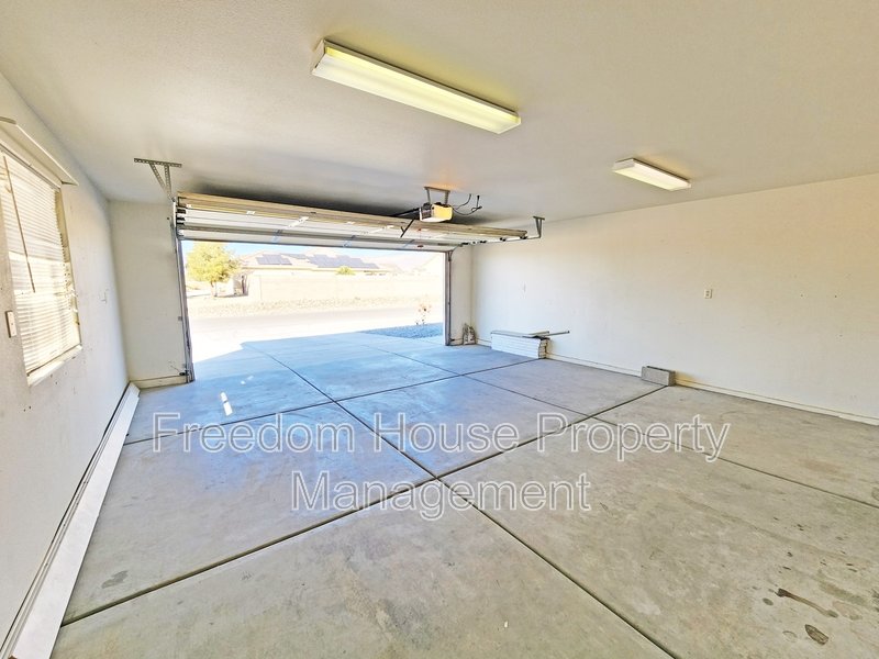 4591 Stoneham Street property image