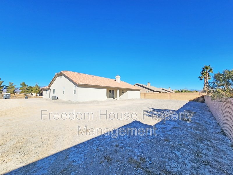 4591 Stoneham Street property image