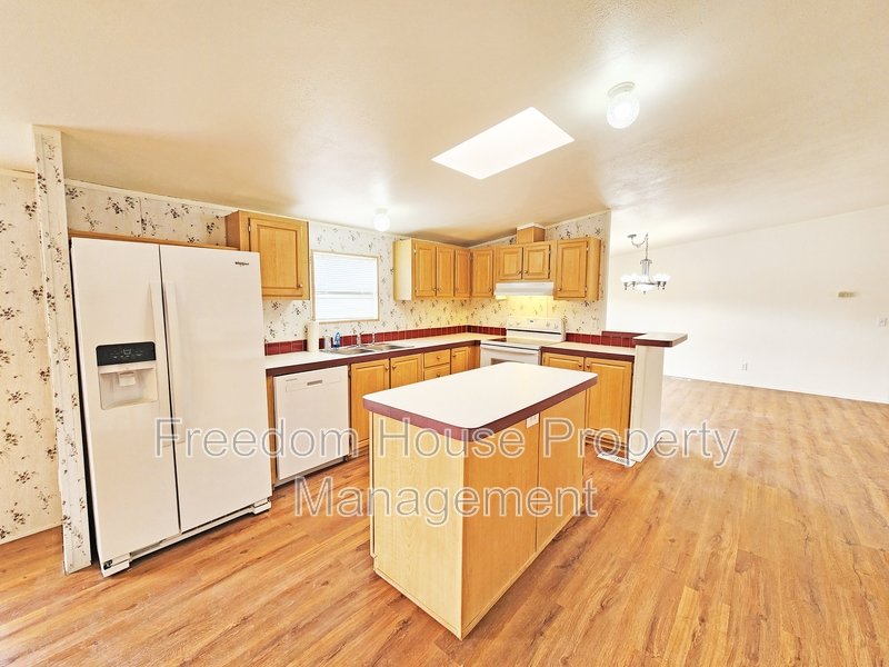 5220 Jerry Avenue property image