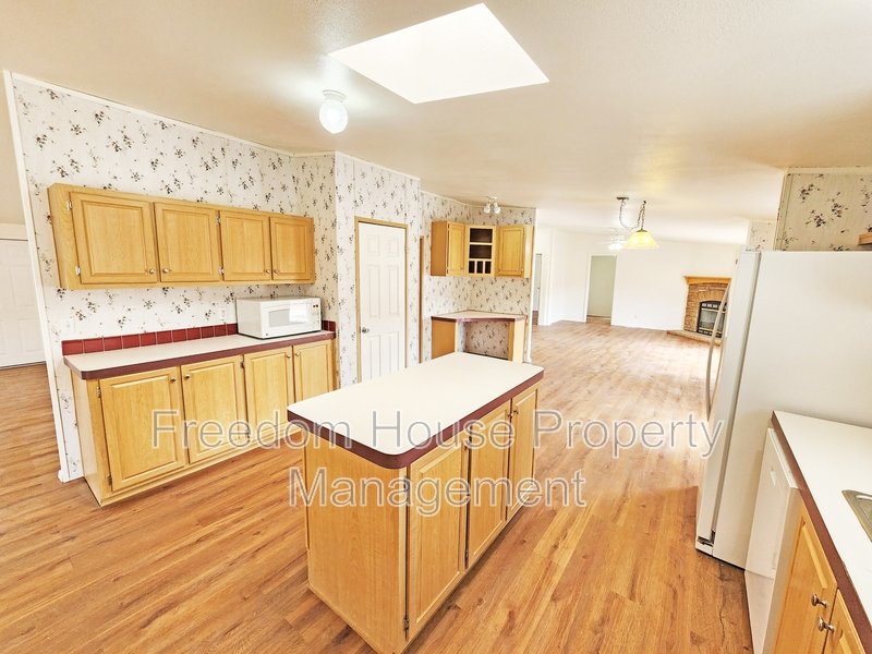 5220 Jerry Avenue property image