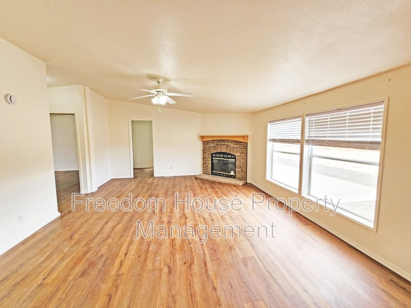 5220 Jerry Avenue property image