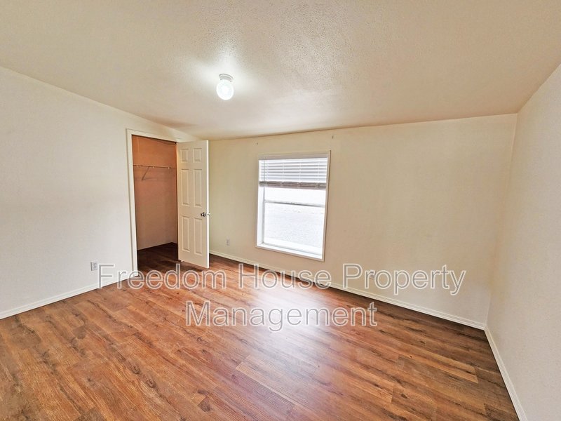 5220 Jerry Avenue property image