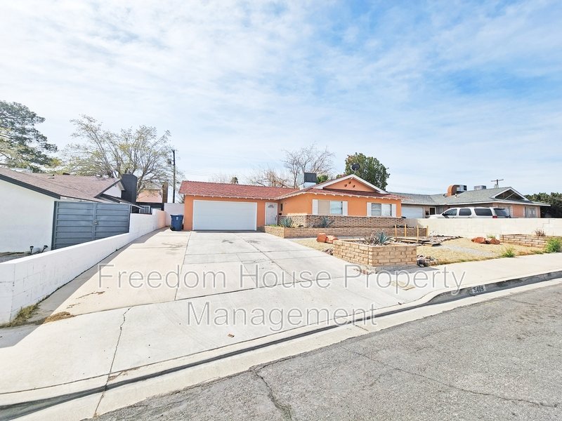 5409 Mountain View Dr property image