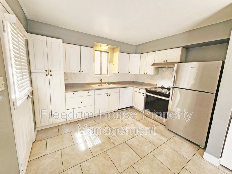 5409 Mountain View Dr property image