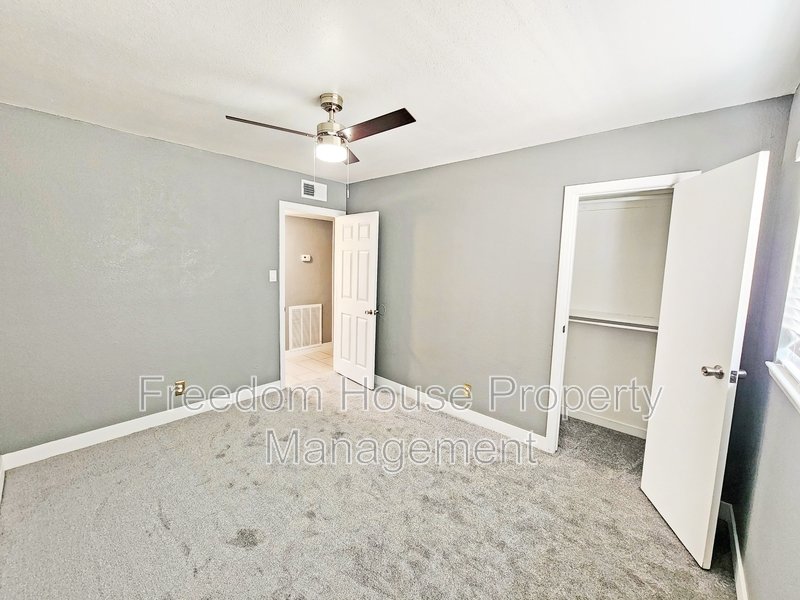 5409 Mountain View Dr property image