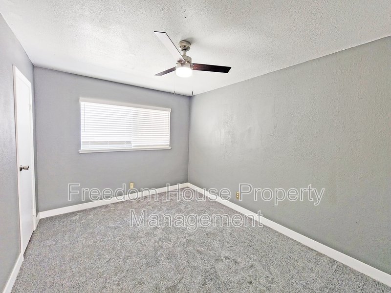5409 Mountain View Dr property image
