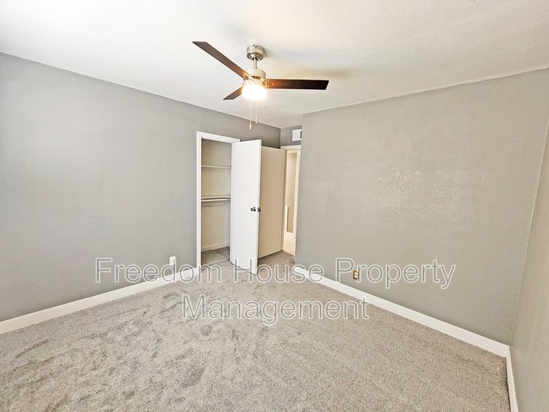 5409 Mountain View Dr property image