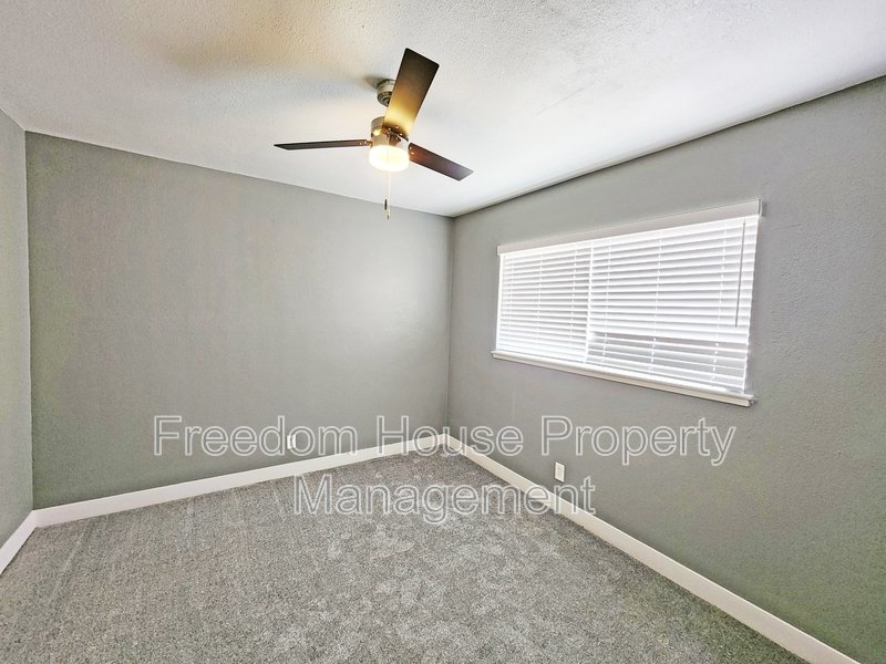 5409 Mountain View Dr property image