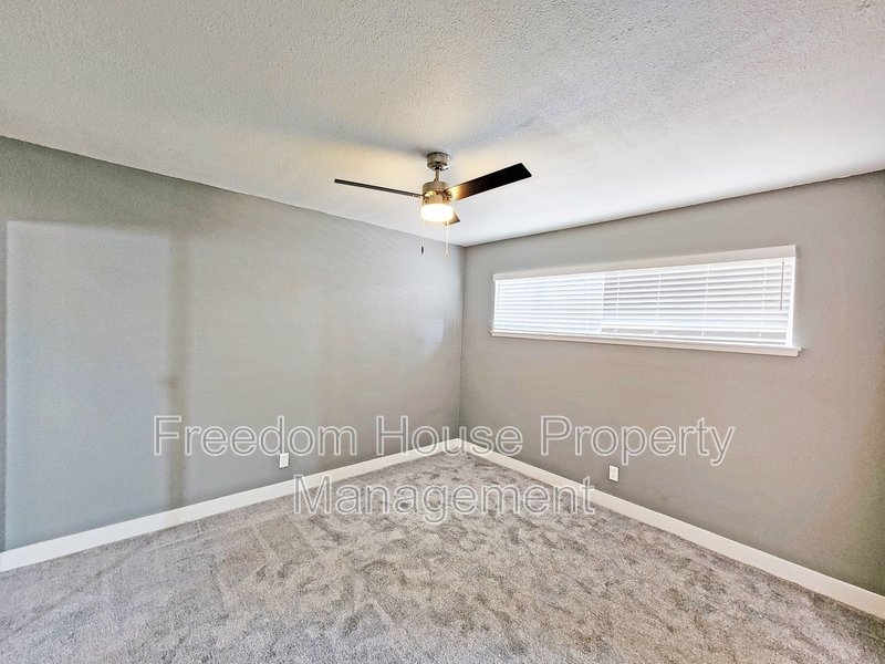 5409 Mountain View Dr property image