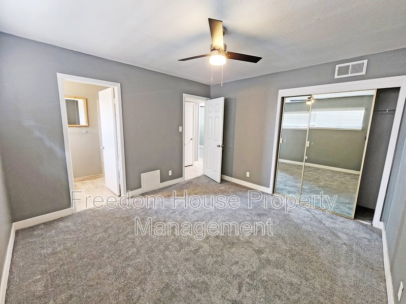 5409 Mountain View Dr property image