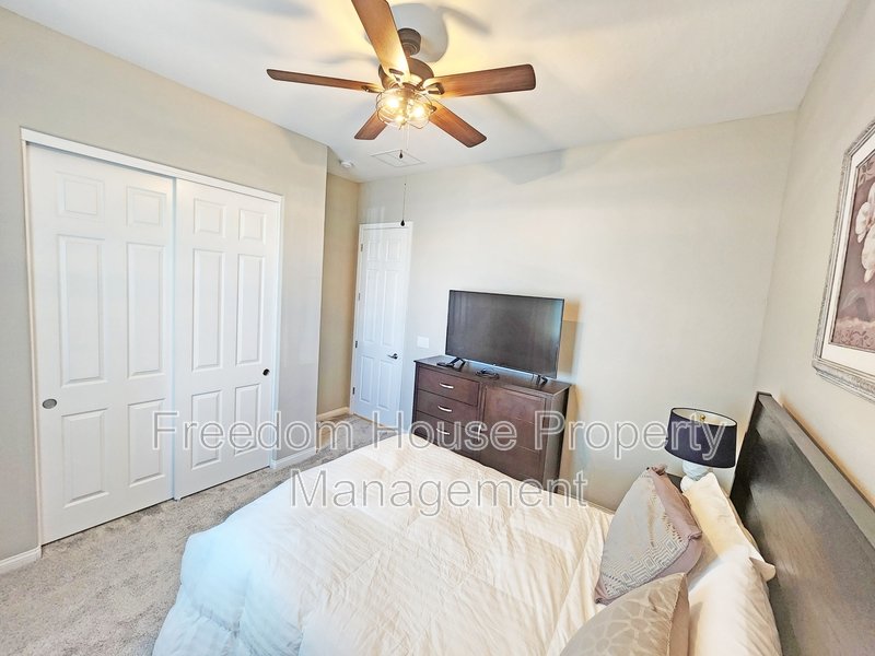 4901 Fairwood Court property image