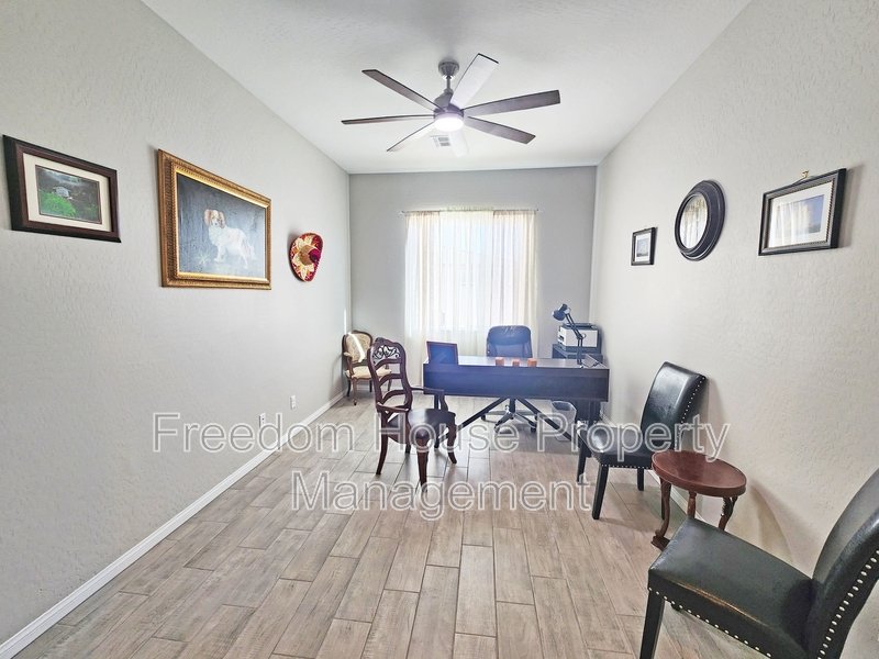4901 Fairwood Court property image