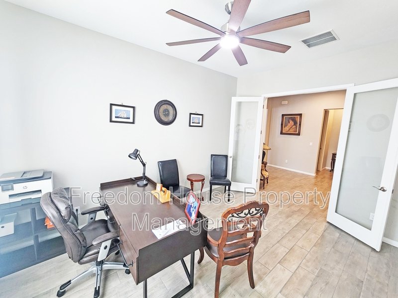 4901 Fairwood Court property image
