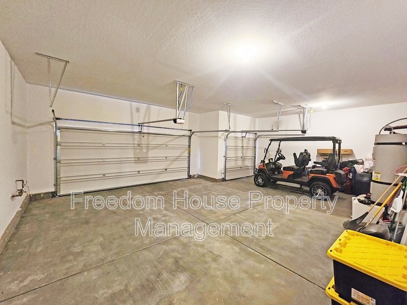 4901 Fairwood Court property image