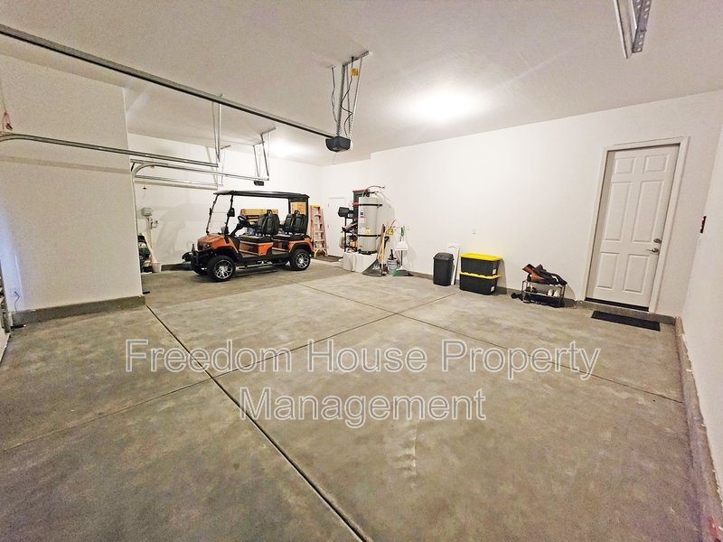 4901 Fairwood Court property image