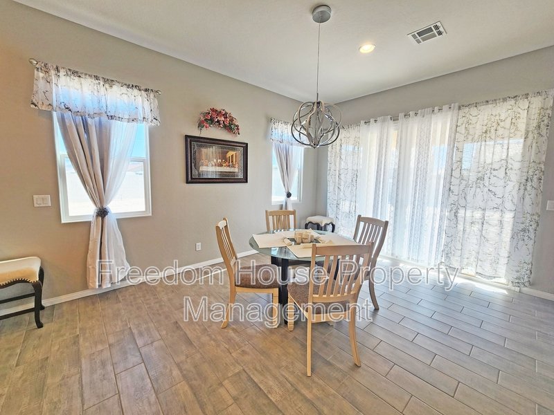 4901 Fairwood Court property image