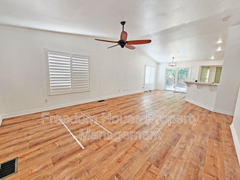 5945 Badlands Lane property image