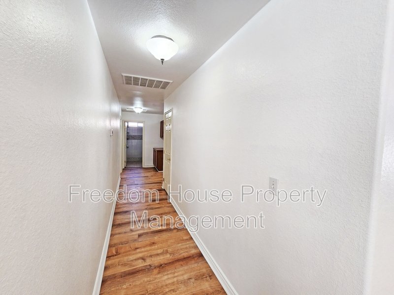 5945 Badlands Lane property image