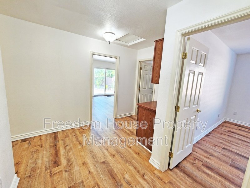 5945 Badlands Lane property image