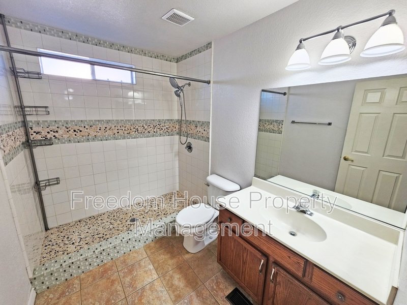 5945 Badlands Lane property image