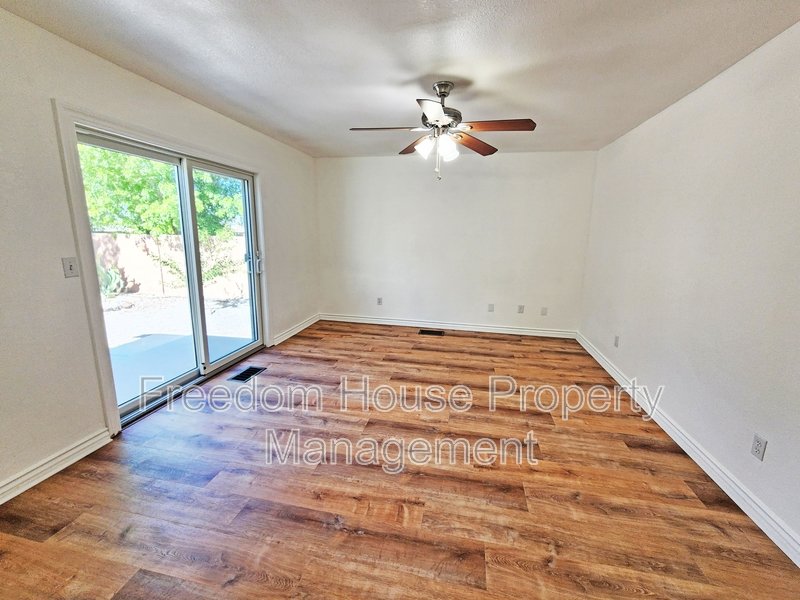 5945 Badlands Lane property image