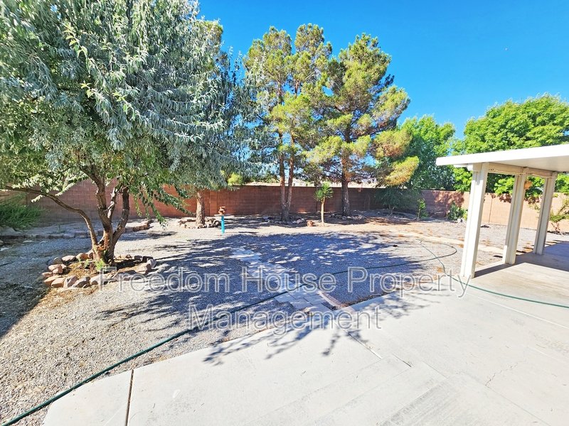 5945 Badlands Lane property image