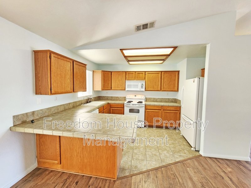 2341 Yakima Avenue property image