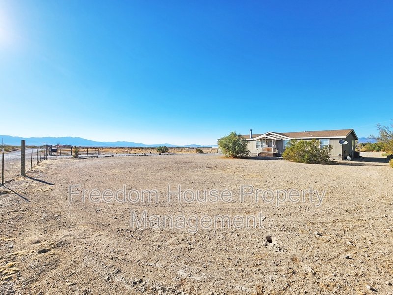 6060 Superior Lane property image