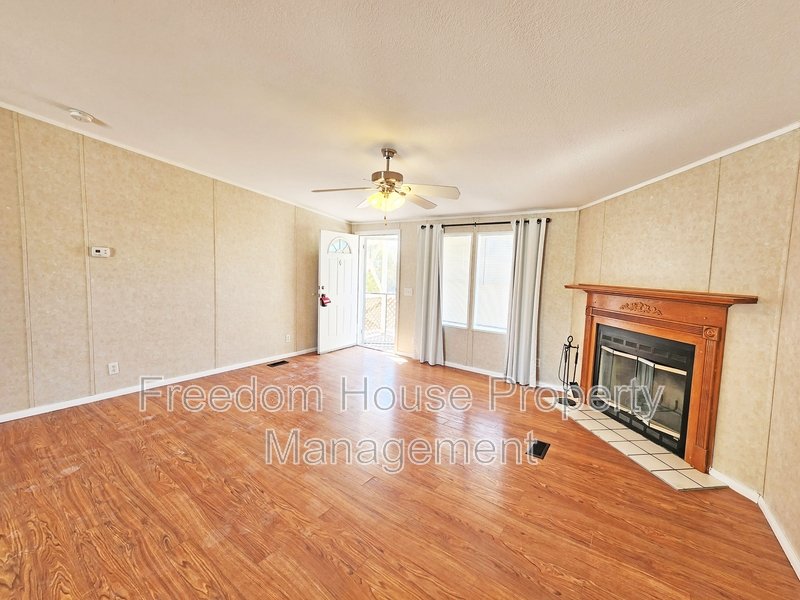 6060 Superior Lane property image