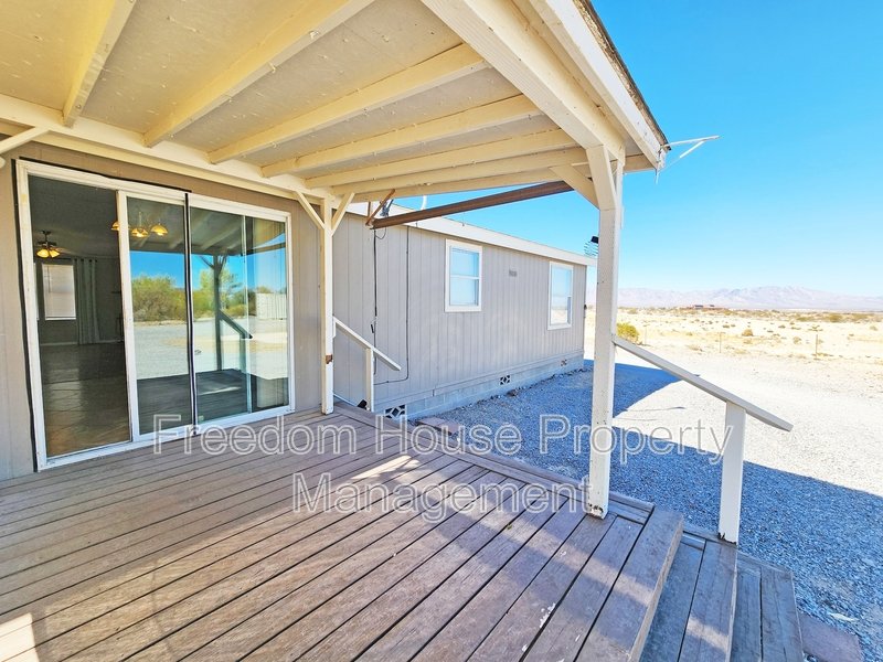 6060 Superior Lane property image