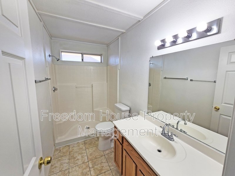 2321 East Calvada Boulevard #3 NO DOGS property image