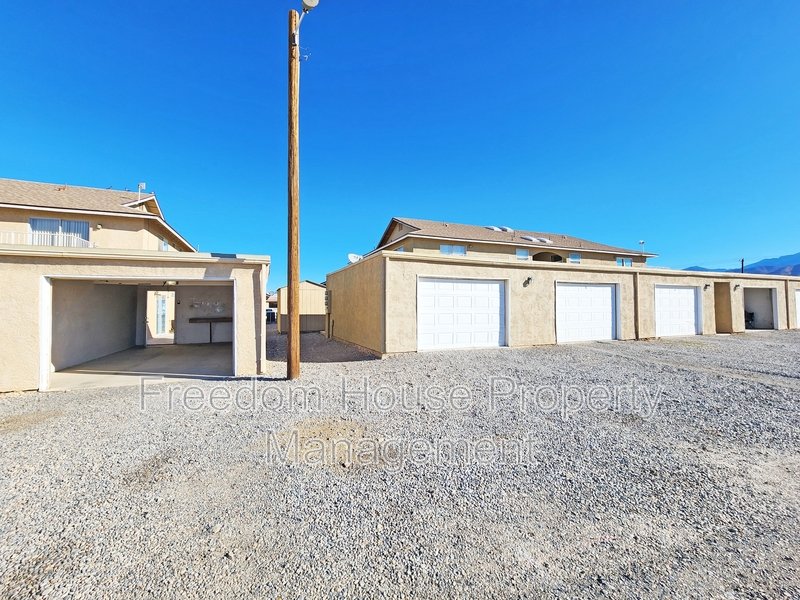 2321 East Calvada Boulevard #3 NO DOGS property image