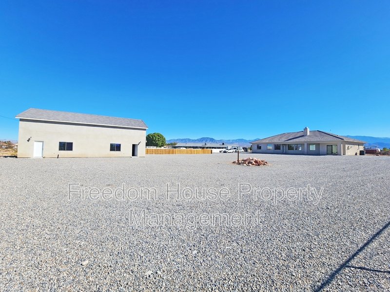 3580 Prairie Avenue property image