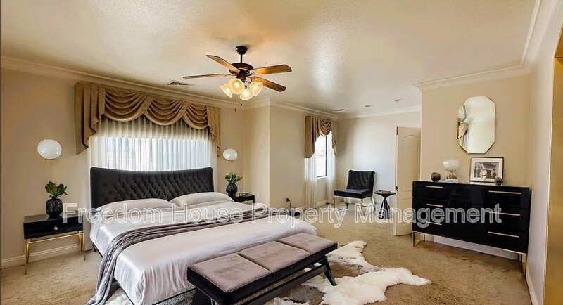 3580 Prairie Avenue property image