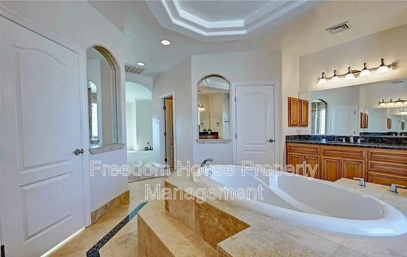 3580 Prairie Avenue property image