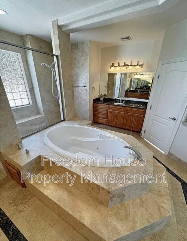 3580 Prairie Avenue property image