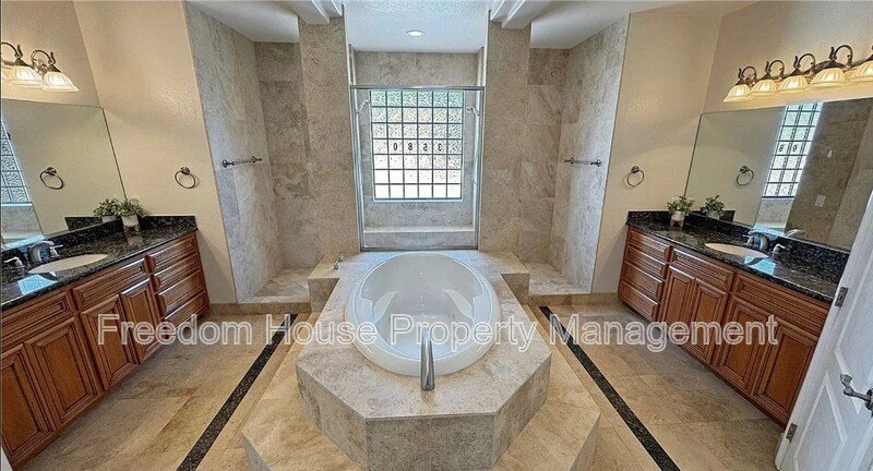 3580 Prairie Avenue property image