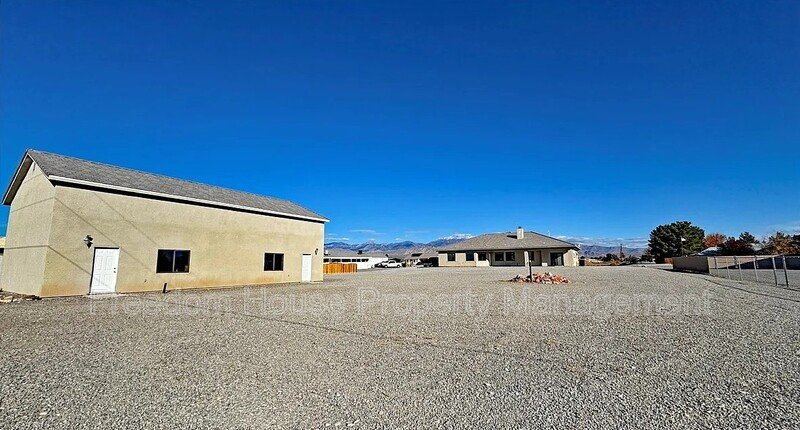 3580 Prairie Avenue property image