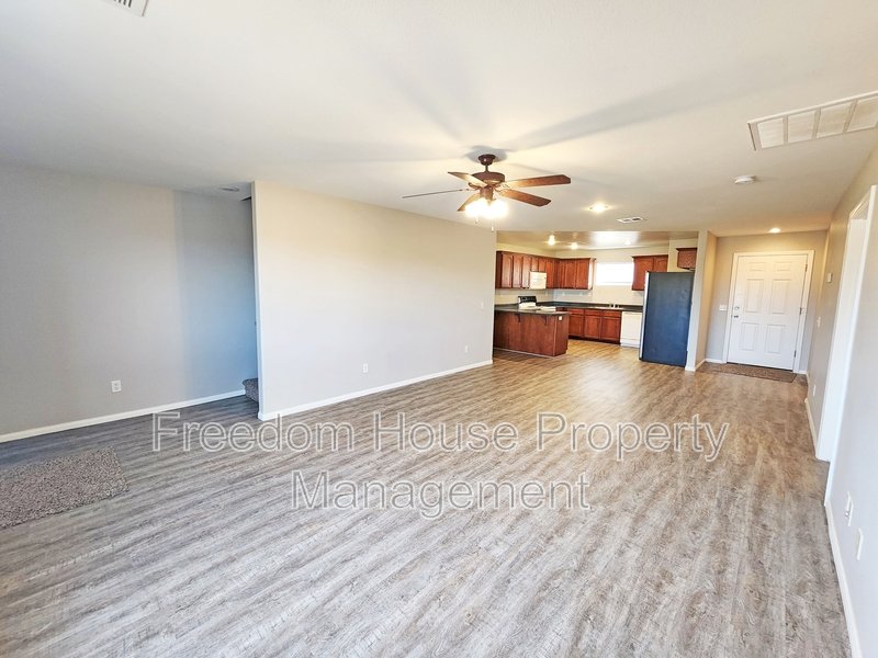 200 Mount Charleston Drive - 3 property image