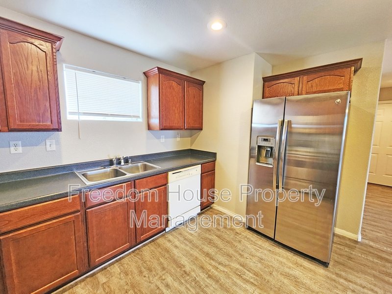 200 Mount Charleston Drive - 3 property image