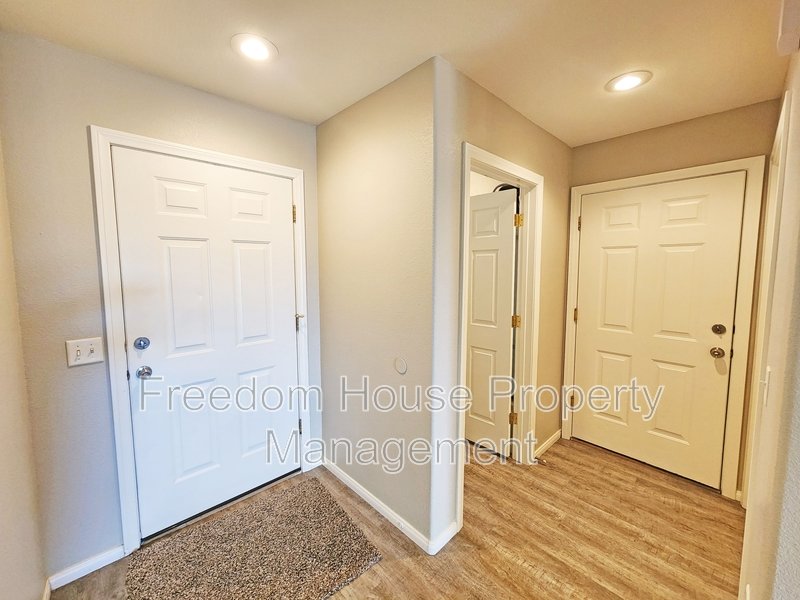 200 Mount Charleston Drive - 3 property image