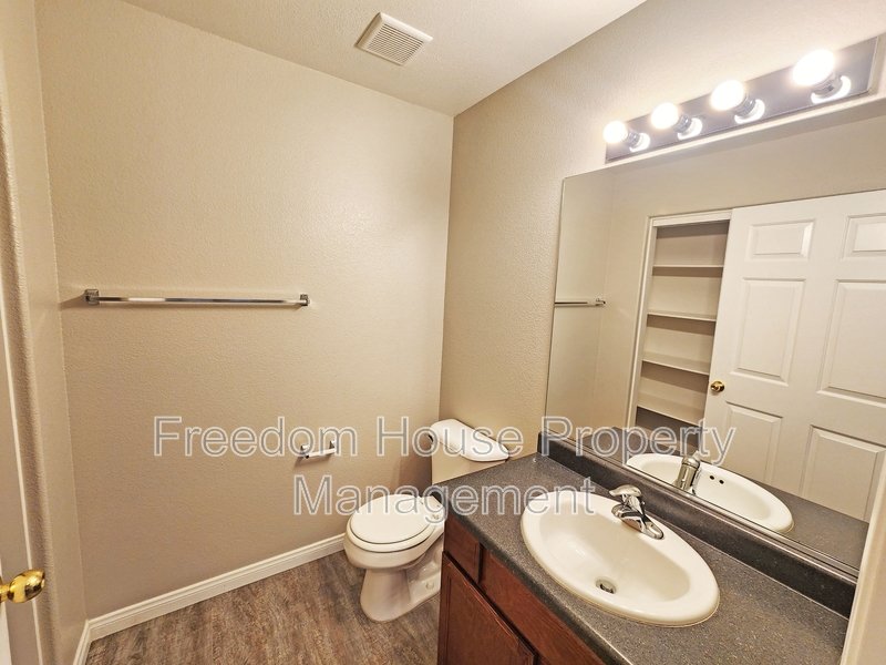 200 Mount Charleston Drive - 3 property image