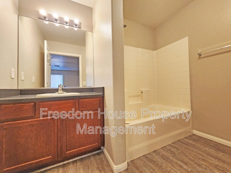 200 Mount Charleston Drive - 3 property image