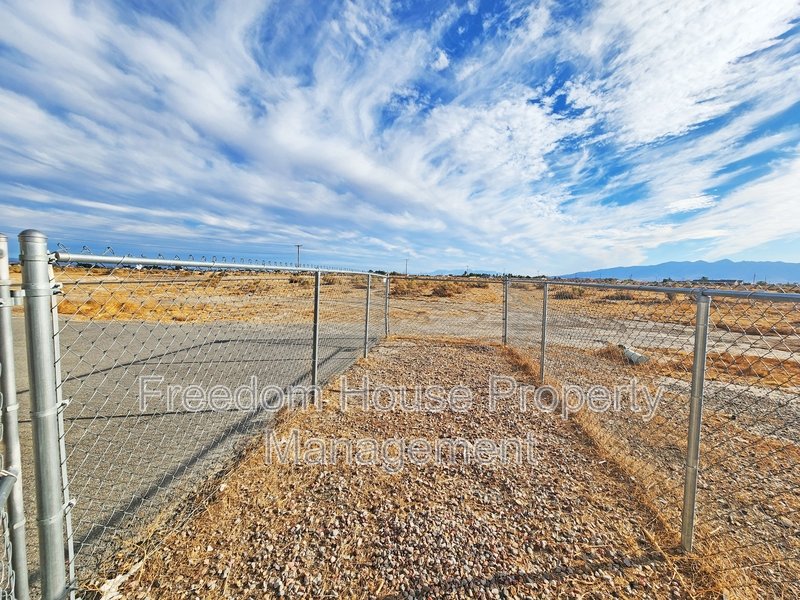 200 Mount Charleston Drive - 3 property image